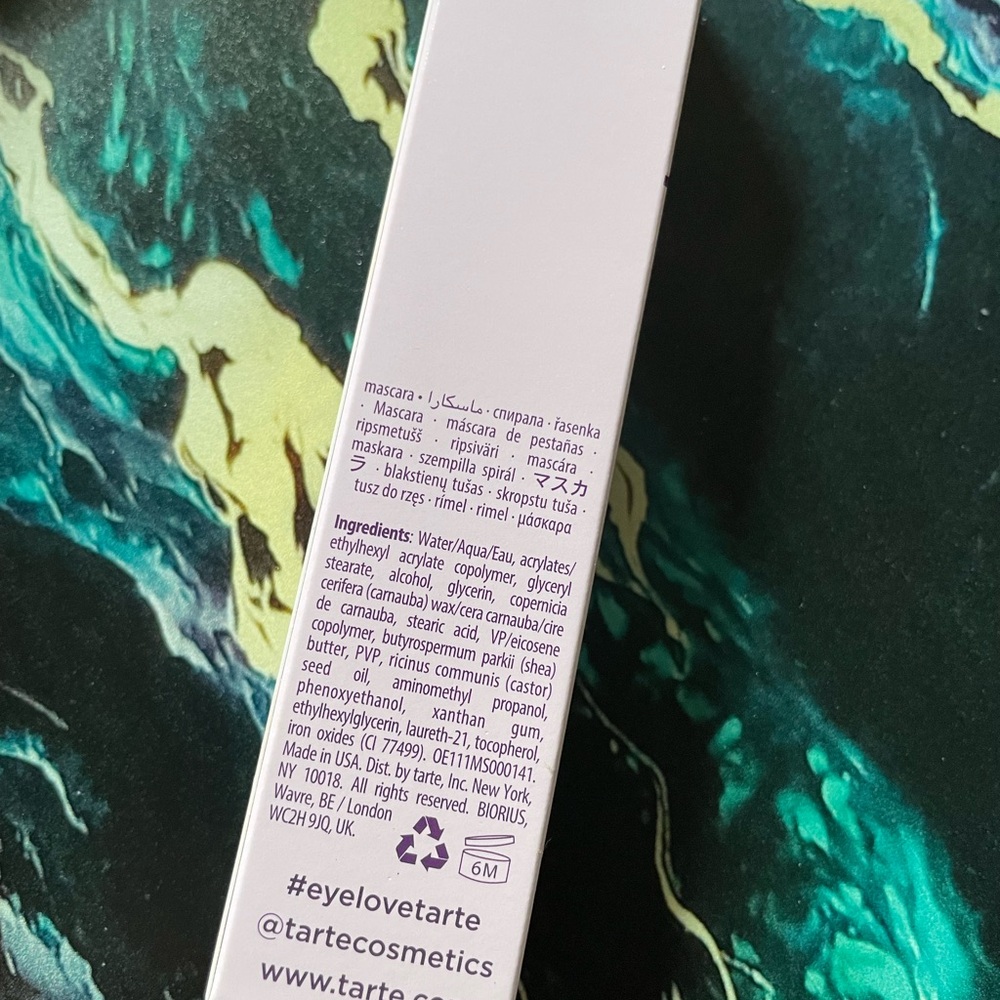 NIB Tarte Tartelette Tubing Mascara in Black - Picture 8 of 10